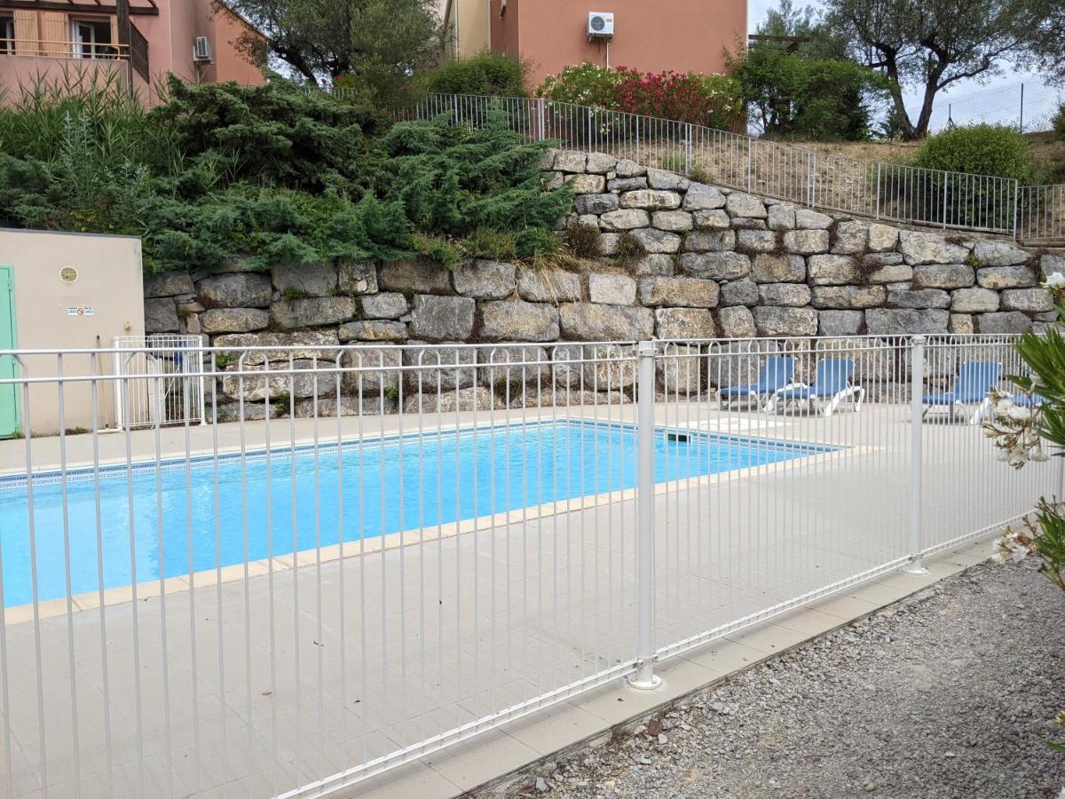 Maisonnette Dans Domaine Avec Piscine A Nyons, Pays Des Olives Eksteriør billede