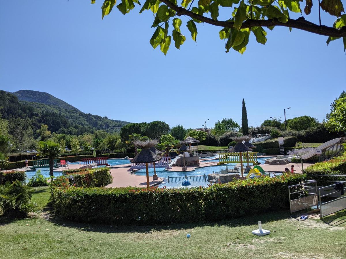 Maisonnette Dans Domaine Avec Piscine A Nyons, Pays Des Olives Eksteriør billede